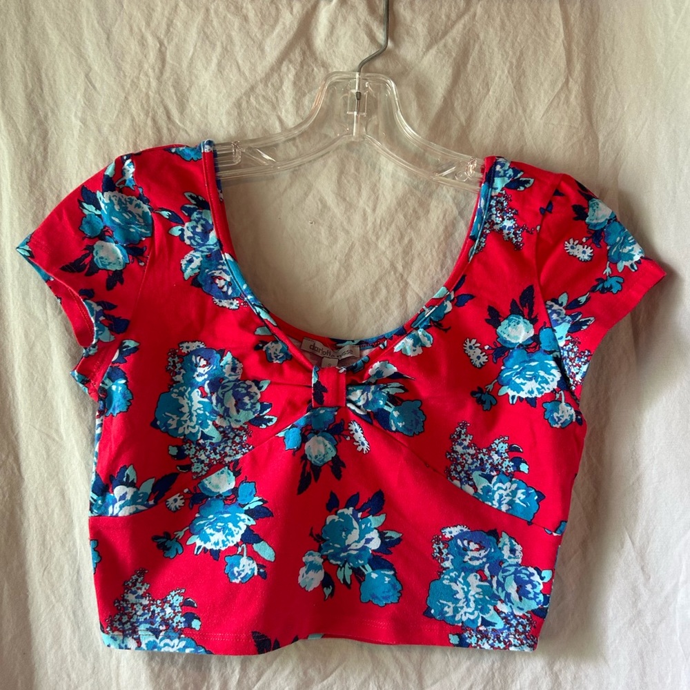 Crop top